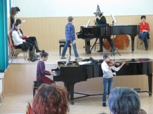 Recital pentru gradinite-8 aprilie 2015 099